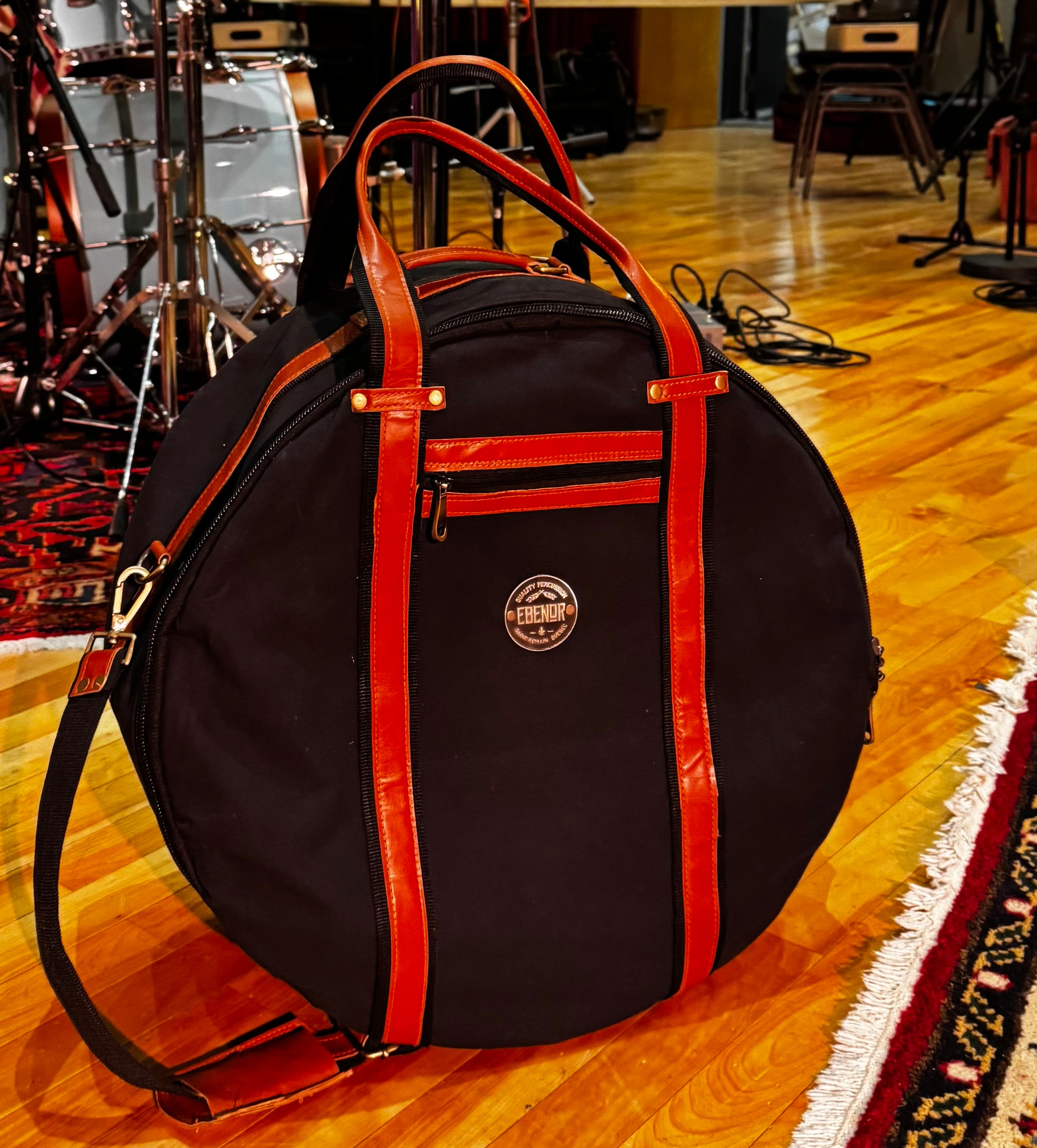 Ebenor Leather Snare Bag